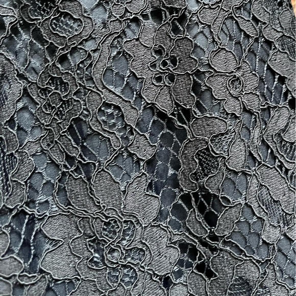 Women’s Donna Morgan Collection black sleeveless floral lace overlay dress. Sz.6 - Picture 7 of 16